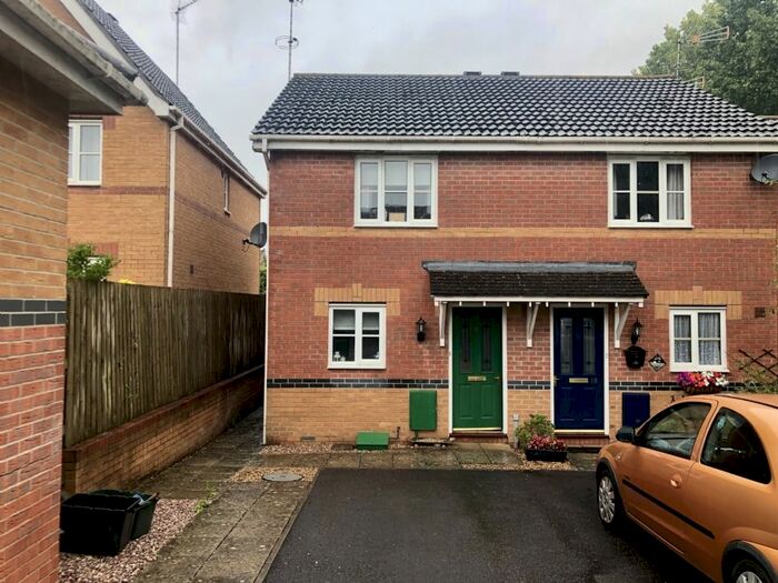 2 Bedroom Semi-Detached House To Rent In Pimpernel Close, Street BA16