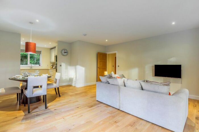 2 Bedroom Flat For Sale In Tekels Park, Camberley, GU15
