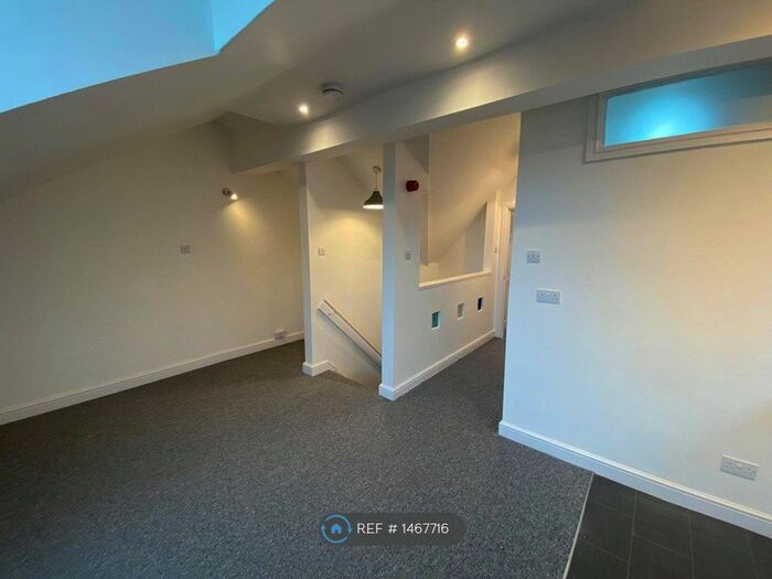 1 Bedroom Flat To Rent In Station Road, Langley Mill, Nottingham, NG16