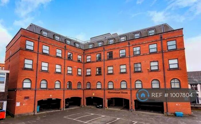 1 Bedroom Flat To Rent In Huntingdon House, Bolton, BL1