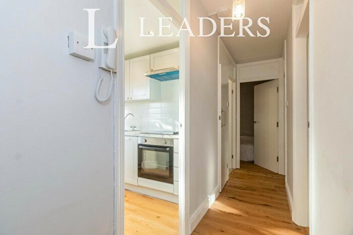 2 Bedroom Apartment To Rent In Malden Court, West Barnes Lane, KT3