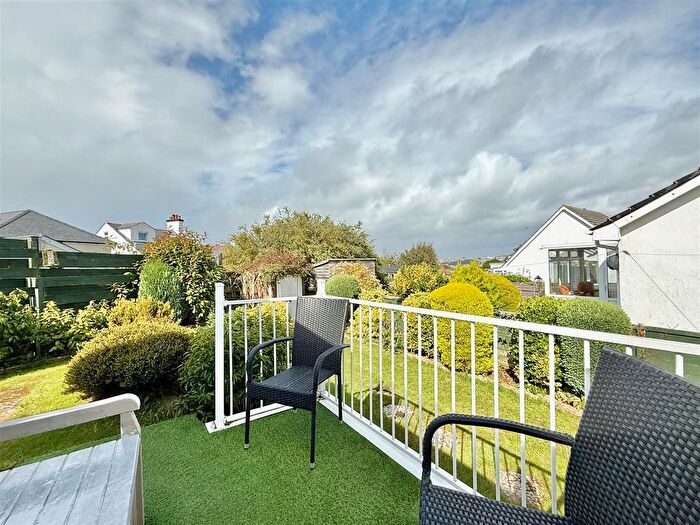 2 Bedroom Detached Bungalow For Sale In Turnchapel, Plymouth, PL9