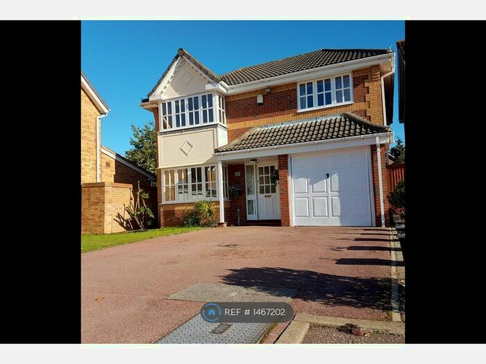 4 Bedroom Detached House To Rent In Fenton Grange, Harlow, CM17