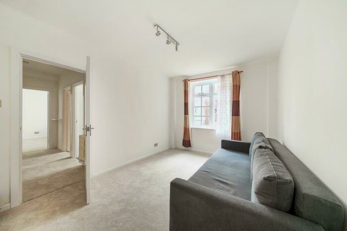 1 Bedroom Apartment To Rent In Langford Court, St Johns Wood, NW8
