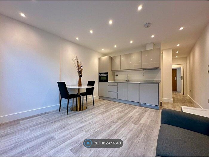 Studio To Rent In Holmes Road, London, NW5