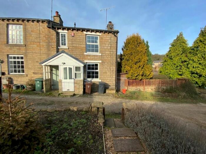 2 Bedroom Cottage To Rent In Spring Row, Harden, West Yorkshire, BD16