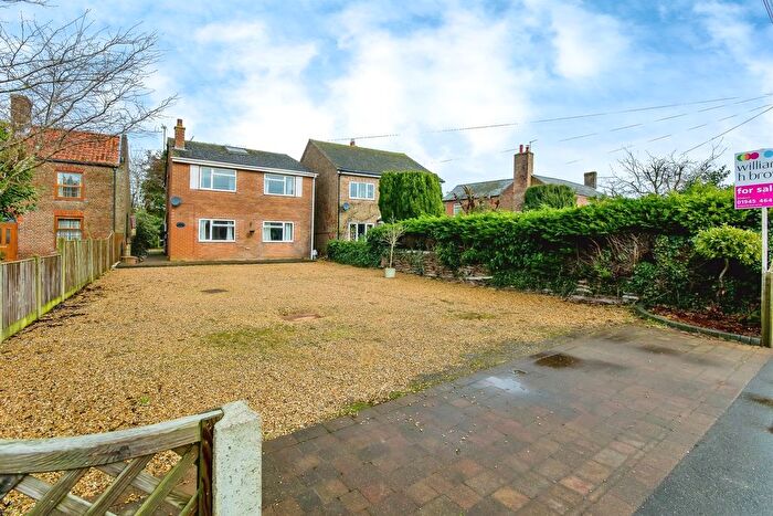 4 Bedroom Detached House For Sale In Main Road, Parson Drove, Wisbech, PE13