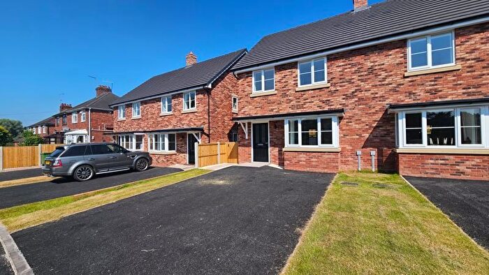 3 Bedroom Semi-Detached House To Rent In Market Drayton, TF9