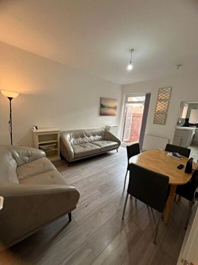 4 Bedroom Terraced House To Rent In Eston Street, Manchester, Lancs, M13