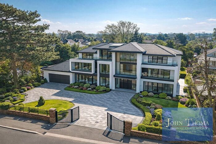 5 Bedroom Detached House For Sale In Herbert Road, Emerson Park, Hornchurch, RM11