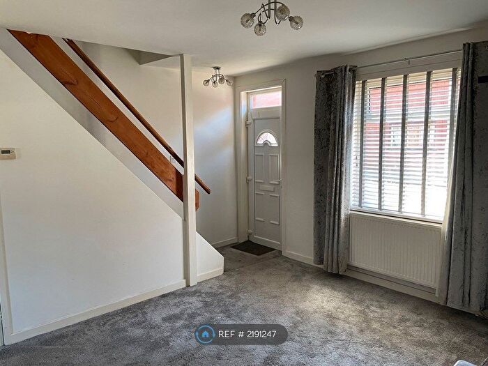 3 Bedroom Terraced House To Rent In Hoghton Road, St Helens, WA9