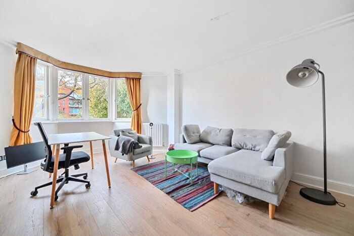 2 Bedroom Flat To Rent In Westfield, Kidderpore Avenue, NW3