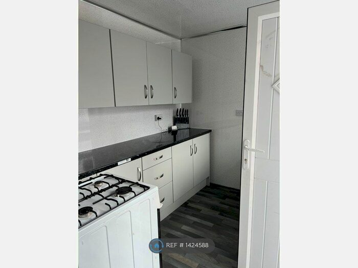 3 Bedroom Terraced House To Rent In Accrington Road, Blackburn, BB1