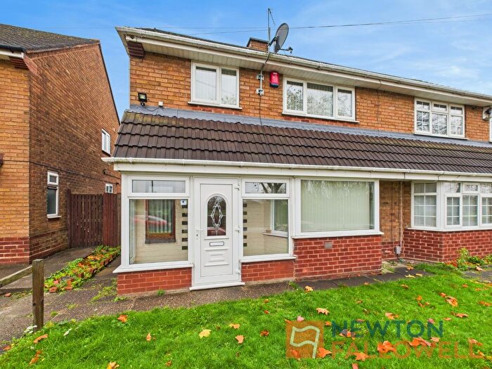 3 Bedroom Semi Detached House For Sale In Goscote Lane, Walsall, WS3