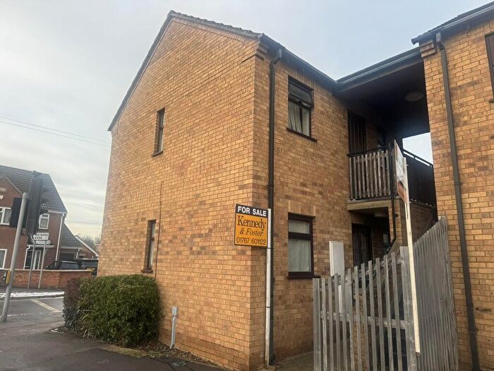 1 Bedroom Apartment For Sale In Saffron Road, Biggleswade, SG18