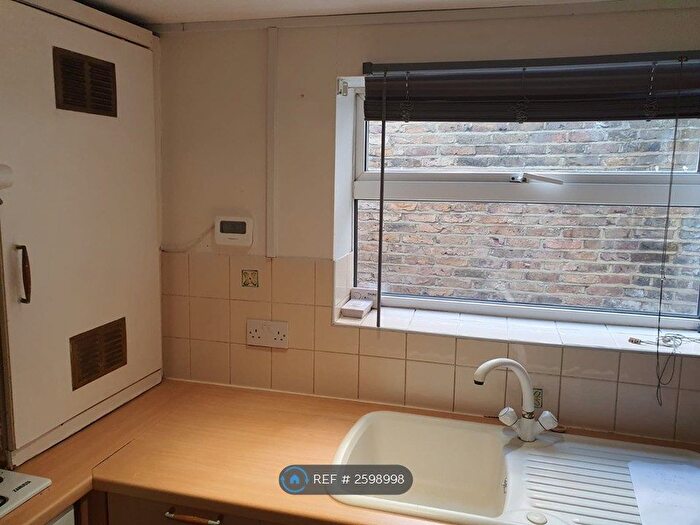 1 Bedroom Flat To Rent In Malden Road, London, NW5