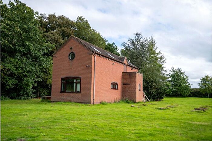 Barn Conversion For Sale In Hunsterson Road, Hatherton, Nantwich, Cheshire, CW5