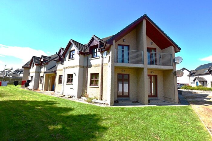 2 Bedroom Flat To Rent In Knockomie Rise, Forres, IV36
