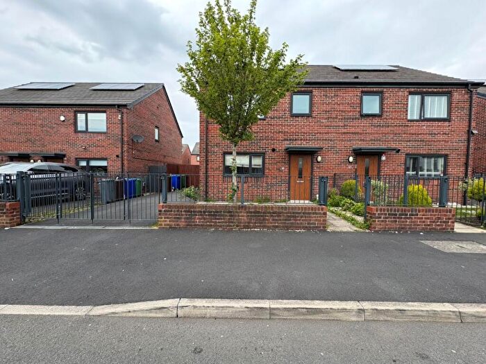 3 Bedroom Semi Detached House For Sale In Clowes Street, Manchester, Lancashire, M12