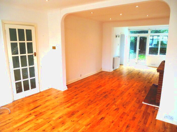 3 Bedroom House To Rent In Clarence Avenue, New Malden, KT3