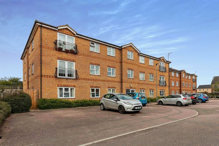 2 Bedroom Flat For Sale In Bronze Street, March, PE15