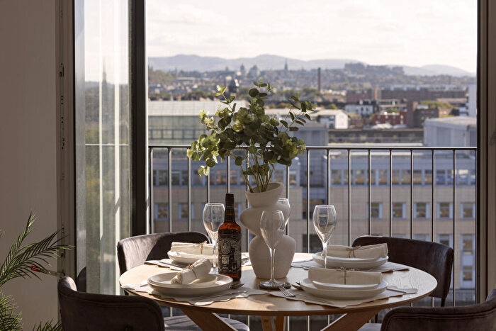 2 Bedroom Apartment To Rent In Ocean Drive, Edinburgh, EH6