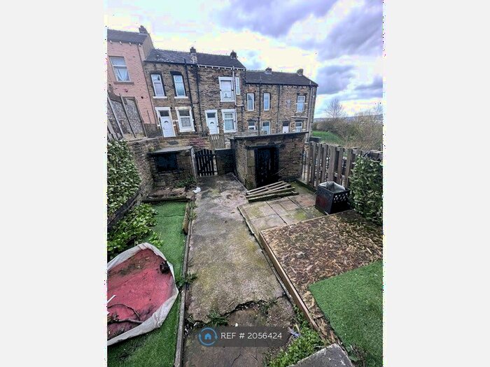 3 Bedroom Terraced House To Rent In Westminster Terrace, Bradford, BD3
