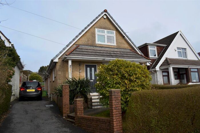3 Bedroom Property To Rent In Lon Iorwg, Sketty, Swansea, SA2