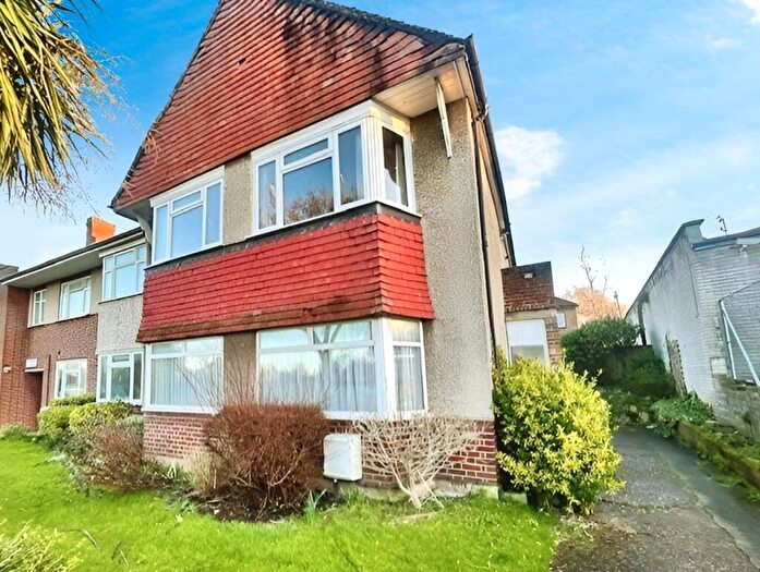 2 Bedroom Flat To Rent In Stanley Court Stanley Park Road, Carshalton, Surrey, SM5