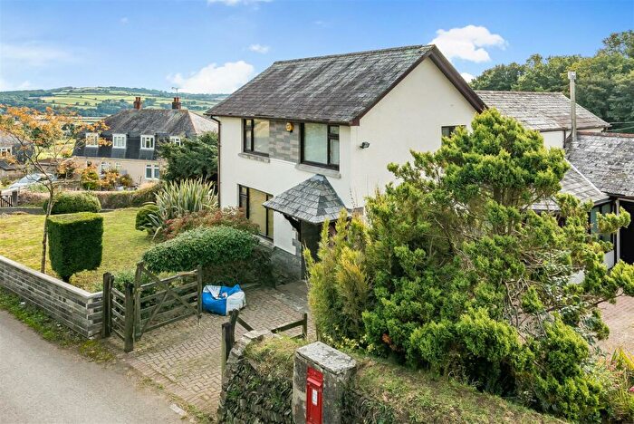 4 Bedroom Detached House For Sale In Lawhitton, Launceston, PL15