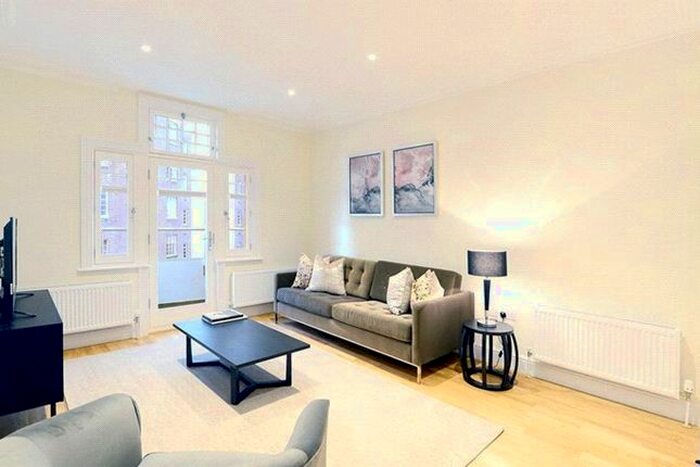 3 Bedroom Flat To Rent In Hamlet Gardens, Hammersmith, London, W6