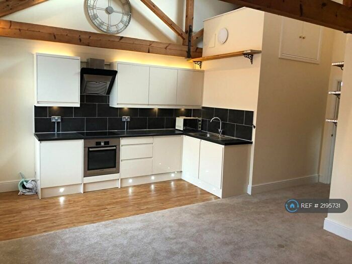 1 Bedroom Flat To Rent In Abington Street, Northampton, NN1