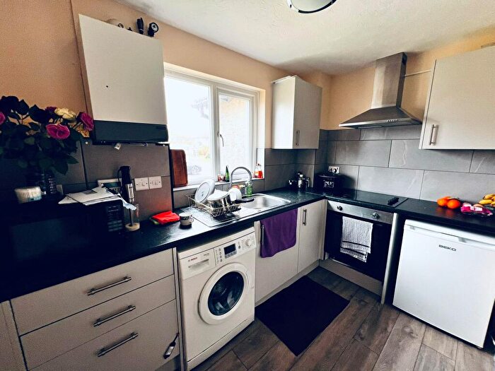 1 Bedroom Apartment To Rent In Wordsworth Drive, Eastbourne, BN23