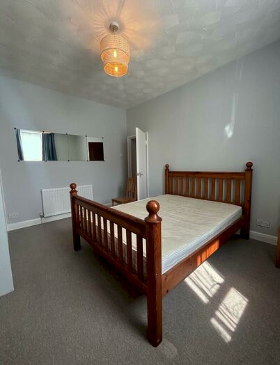 2 Bedroom Terraced House To Rent In Elm Street, Roath, Cardiff, CF24