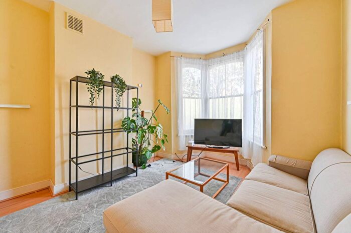 4 Bedroom Terraced House To Rent In Etta Street, Deptford, London, SE8