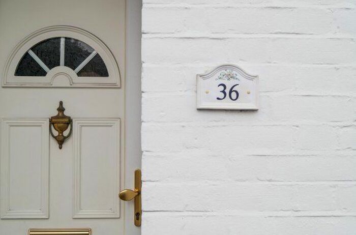 3 Bedroom Detached House To Rent In East Street, Gillingham, Medway, ME7