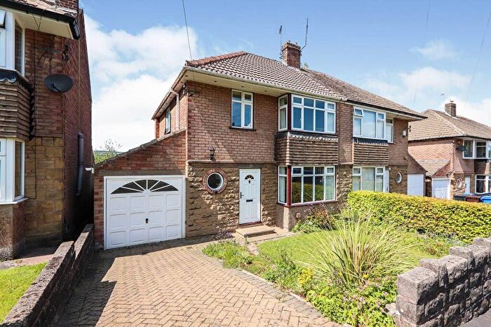 3 Bedroom Semi Detached House For Sale In Twentywell Road, Sheffield, S17