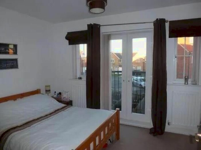 2 Bedroom Property To Rent In Monarch Court, Longbenton, Newcastle Upon Tyne, NE12