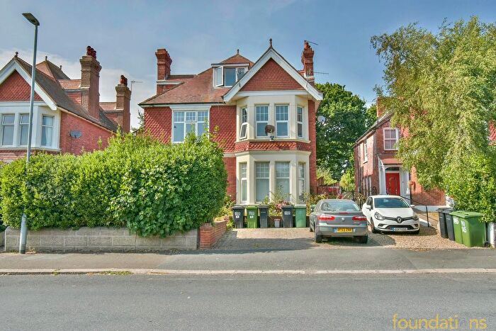 3 Bedroom Flat For Sale In Dorset Road, Bexhill-On-Sea, TN40