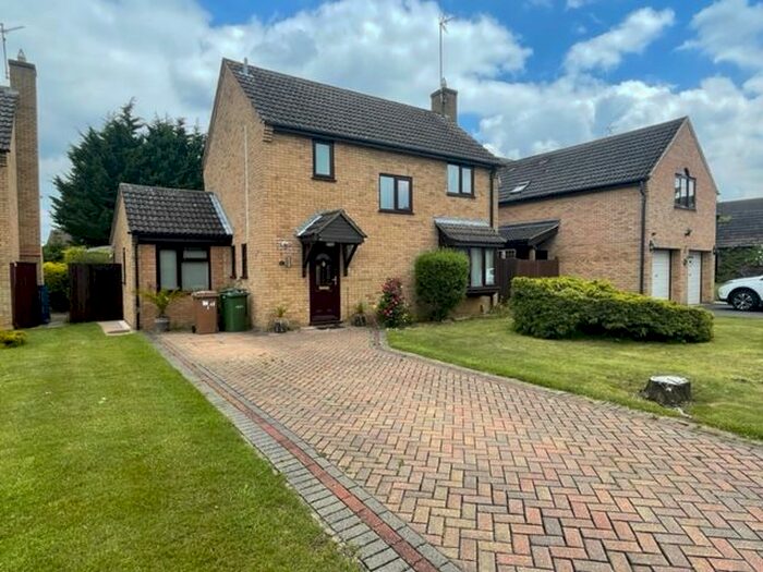 4 Bedroom Detached House To Rent In Dryleys, Peterborough, PE2