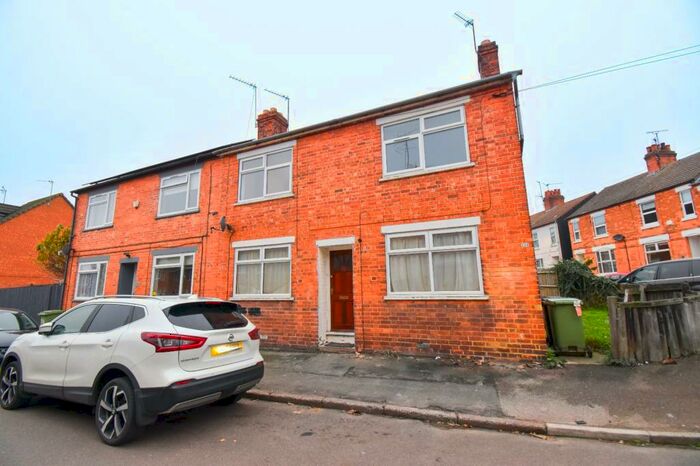 1 Bedroom Apartment To Rent In Talbot Road, Wellingborough, NN8