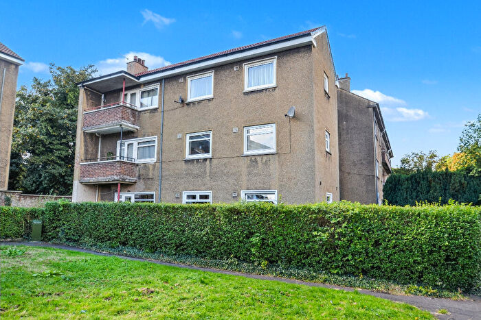 2 Bedroom Flat For Sale In Muirskeith Road, Merrylee, G43