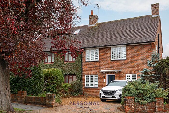 3 Bedroom Semi Detached House To Rent In Nork Rise, Banstead, SM7