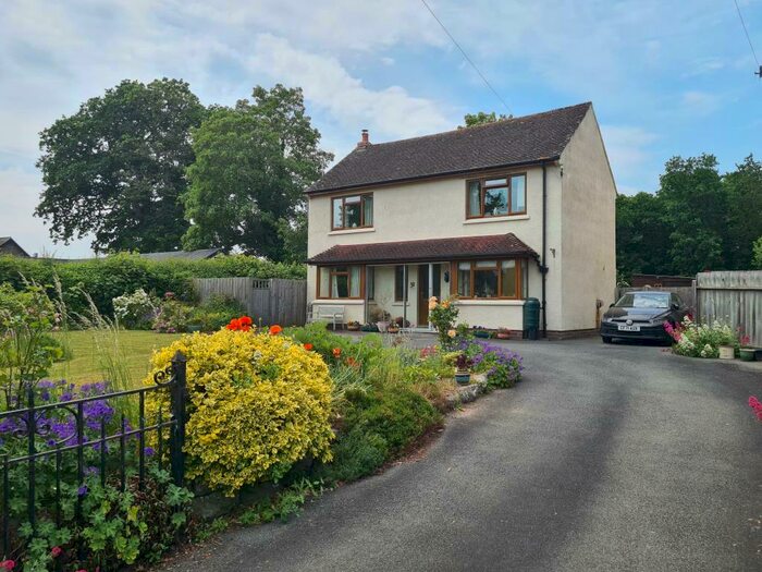 4 Bedroom Detached House For Sale In Glasbury, Hereford, HR3