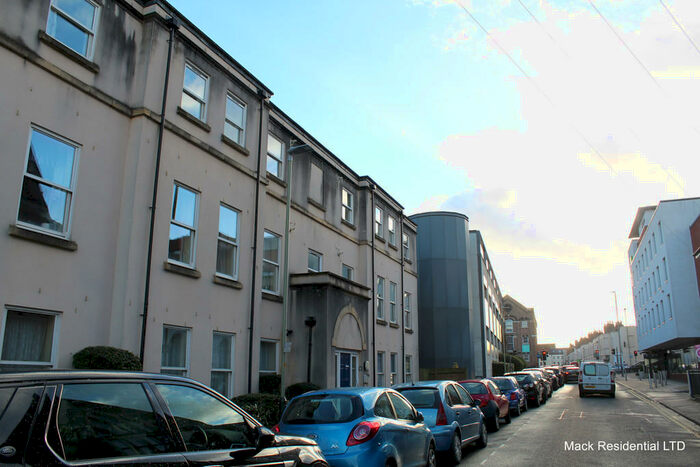 2 Bedroom Apartment To Rent In The Gatehouse, Dunalley Street, GL50