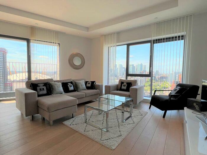 2 Bedroom Flat To Rent In Botanic Square, London City Island, E14