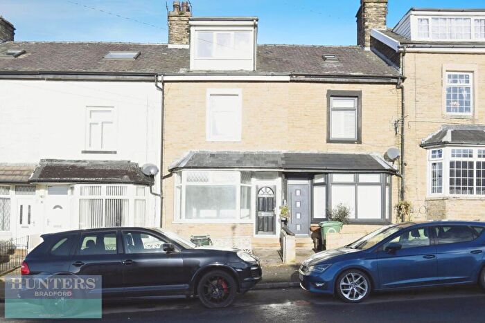 4 Bedroom Terraced House To Rent In Cranmer Road, Bradford, West Yorkshire, BD3