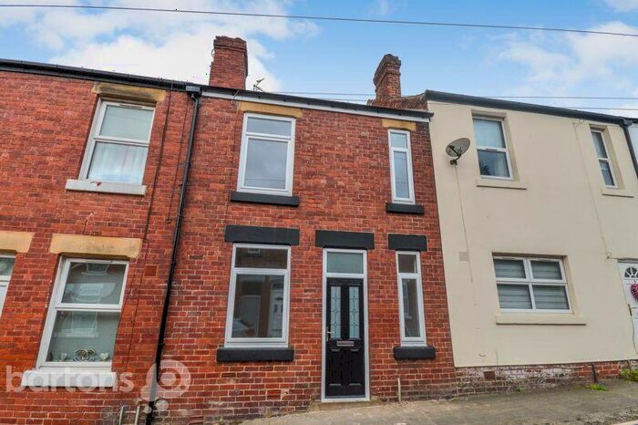 2 Bedroom Terraced House To Rent In Wheatcroft Road, Rawmarsh, S62