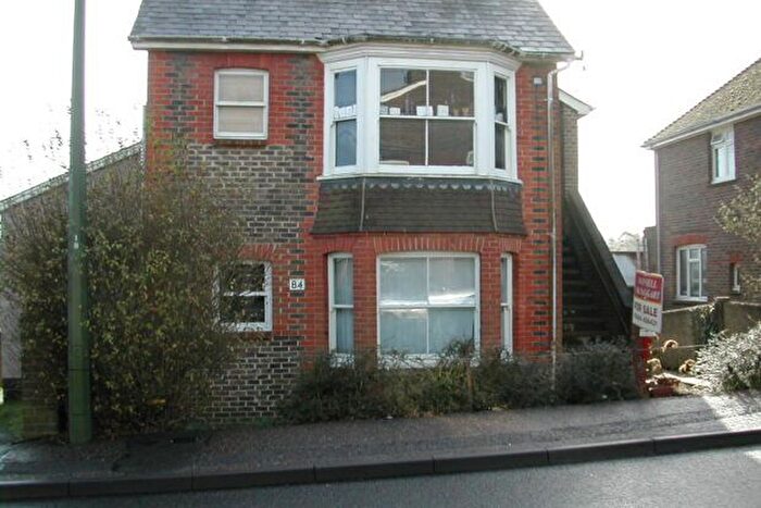 1 Bedroom Flat To Rent In New England Road, Haywards Heath, RH16