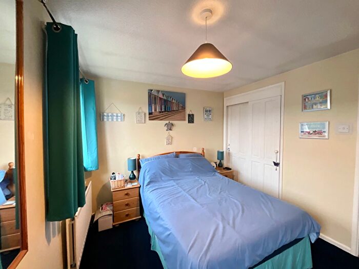 2 Bedroom Semi-Detached House For Sale In Haversham Close, Nottingham, NG6